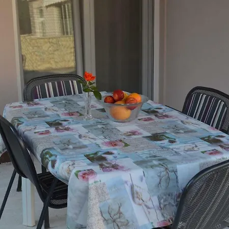 Apartman Fourm