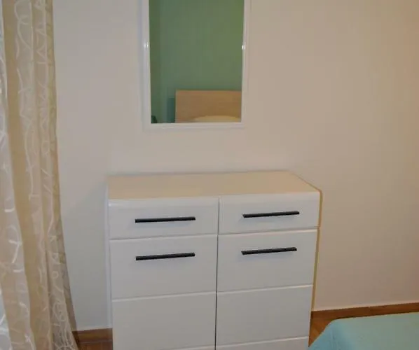 Apartament Fourm *